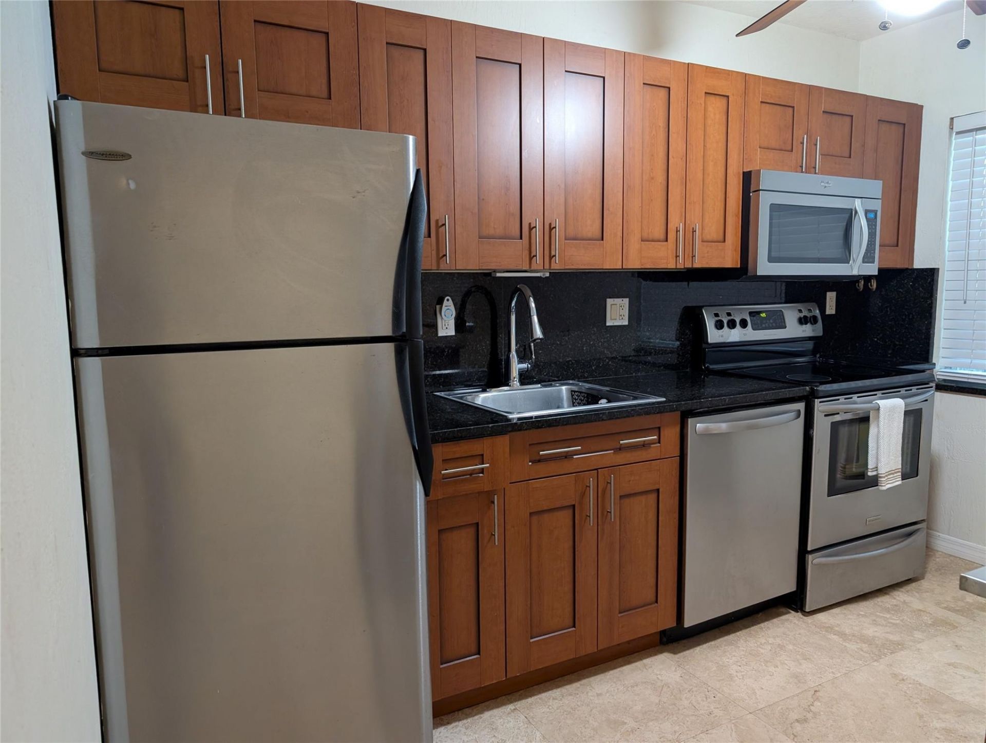 1470 N Dixie Highway N, Unit 10, Fort Lauderdale, FL 33304 Photo
