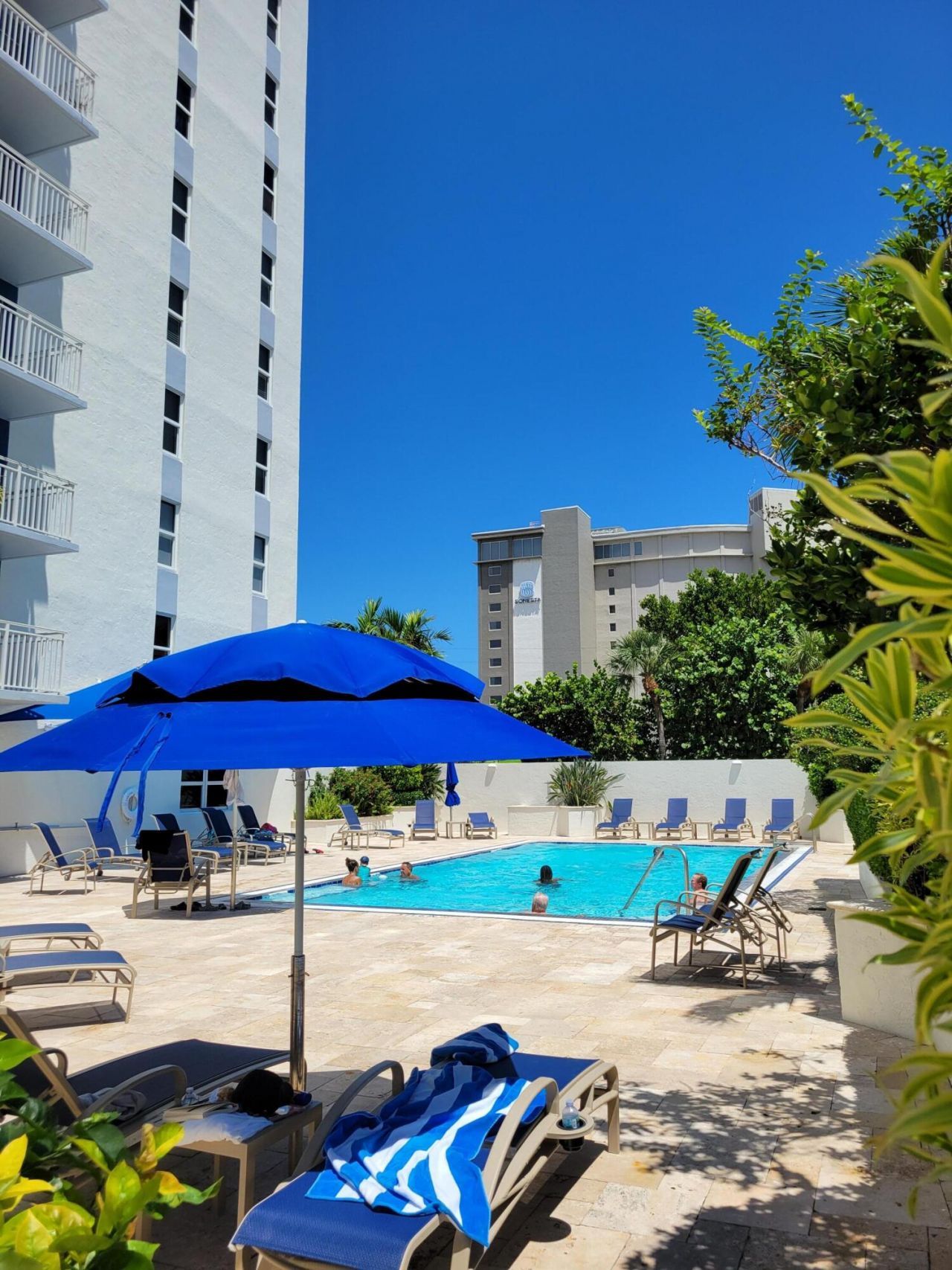3000 E Sunrise Boulevard, Unit 2B, Fort Lauderdale, FL 33304 Photo