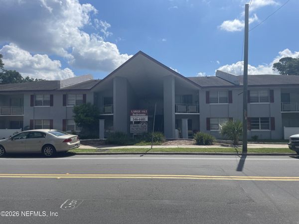2441 SPRING PARK Road, Unit 13, Jacksonville, FL 32207