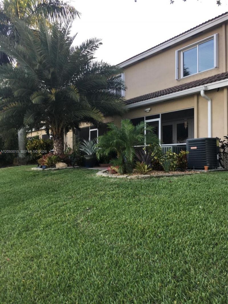 307 SW 120th Ave, Pembroke Pines, FL 33025 Photo