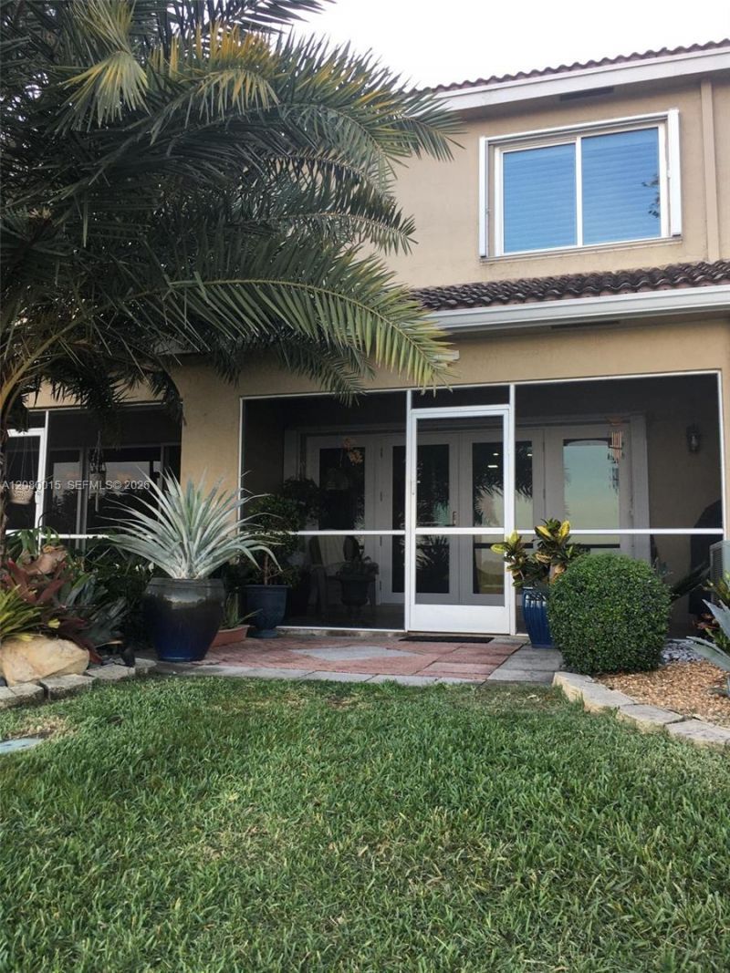 307 SW 120th Ave, Pembroke Pines, FL 33025 Photo