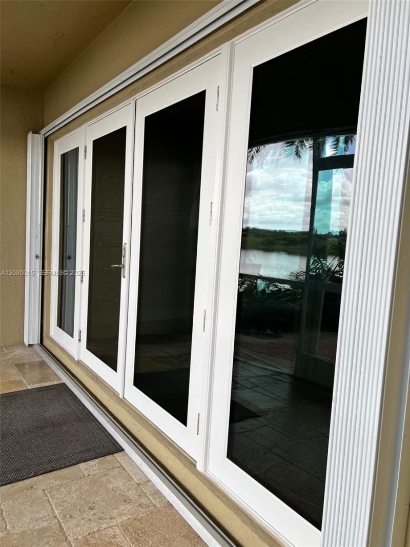 307 SW 120th Ave, Pembroke Pines, FL 33025 Photo