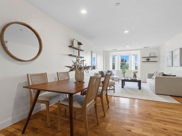 120 Wyllis Ave, Unit 310, Everett, MA 02149