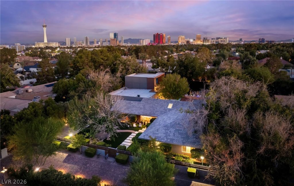 2609 Pinto Lane, Las Vegas, NV 89107