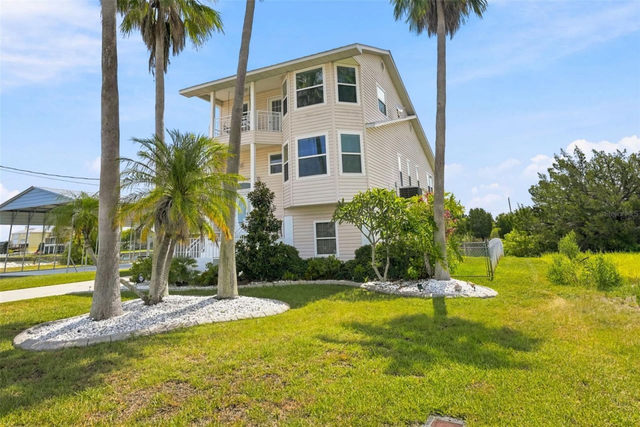 3342 Turks Cap Drive , Hernando Beach, FL 34607 Main Photo