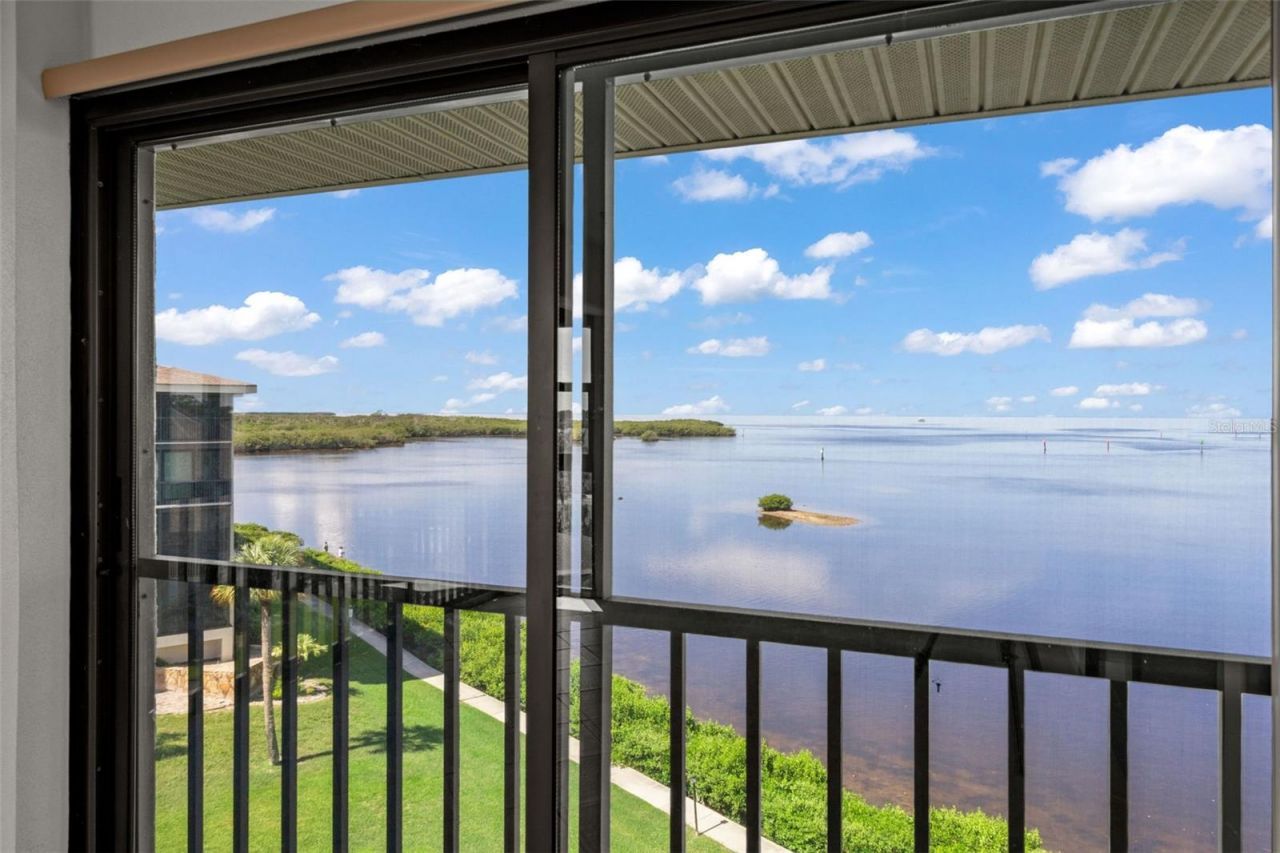 8251 Brent Street, Unit 941, Port Richey, FL 34668 Photo