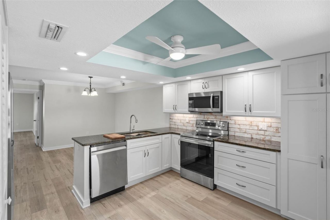 8251 Brent Street, Unit 941, Port Richey, FL 34668 Photo