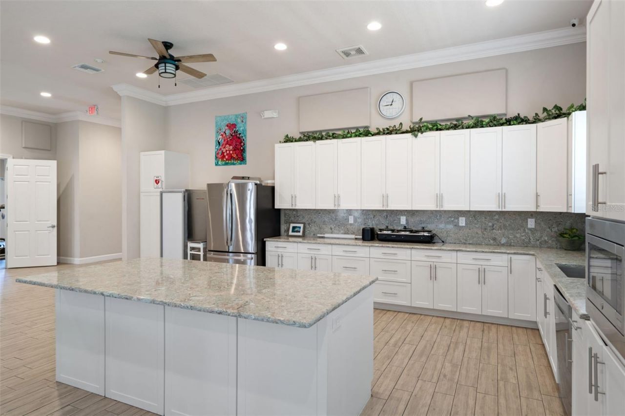 8251 Brent Street, Unit 941, Port Richey, FL 34668 Photo
