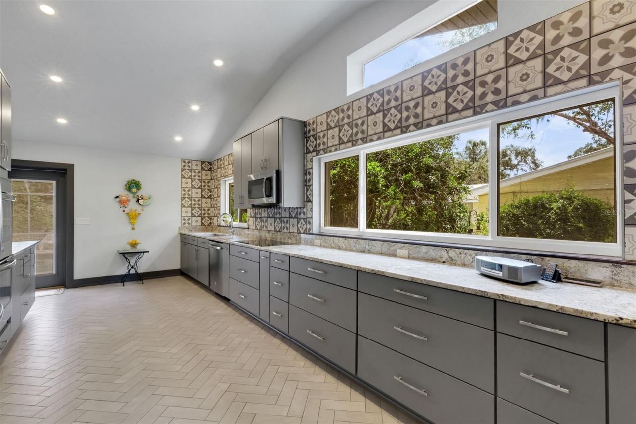 2634 Collins Avenue , Lakeland, FL 33803 Photo