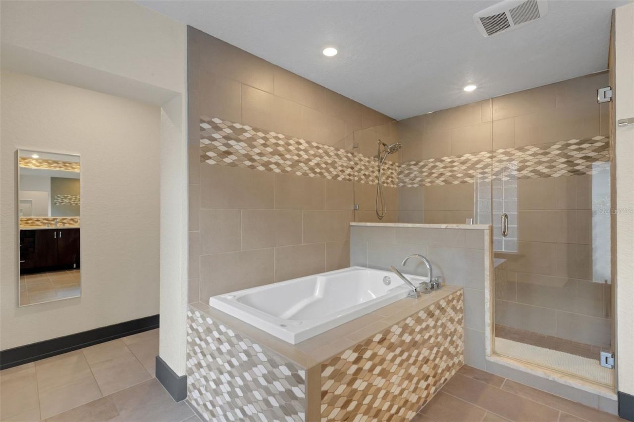 2634 Collins Avenue , Lakeland, FL 33803 Photo