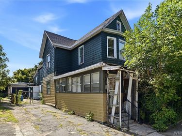 252 15th Street , Buffalo, NY 14213