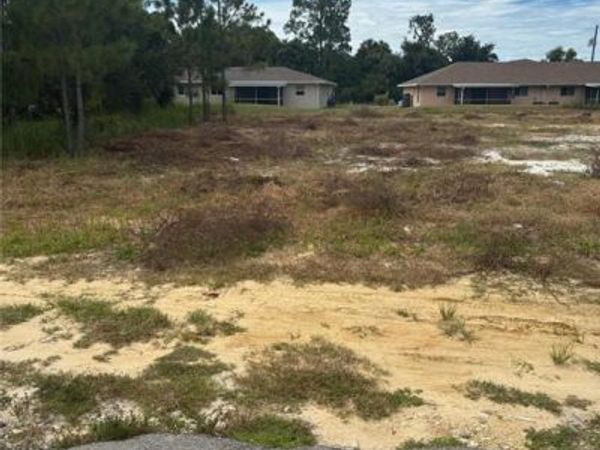 2222 Armour RD , LEHIGH ACRES, FL 33973