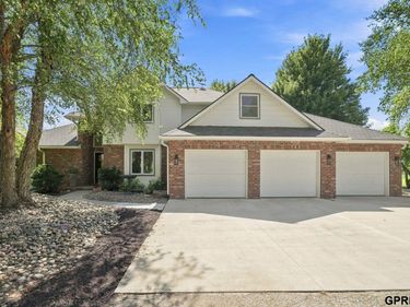 10071 Springlake North Lane, Firth, NE 68358
