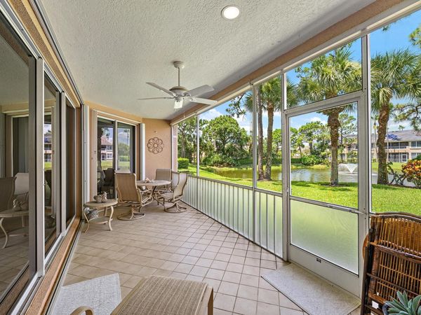 120 LEGENDARY Circle, Palm Beach Gardens, FL 33418