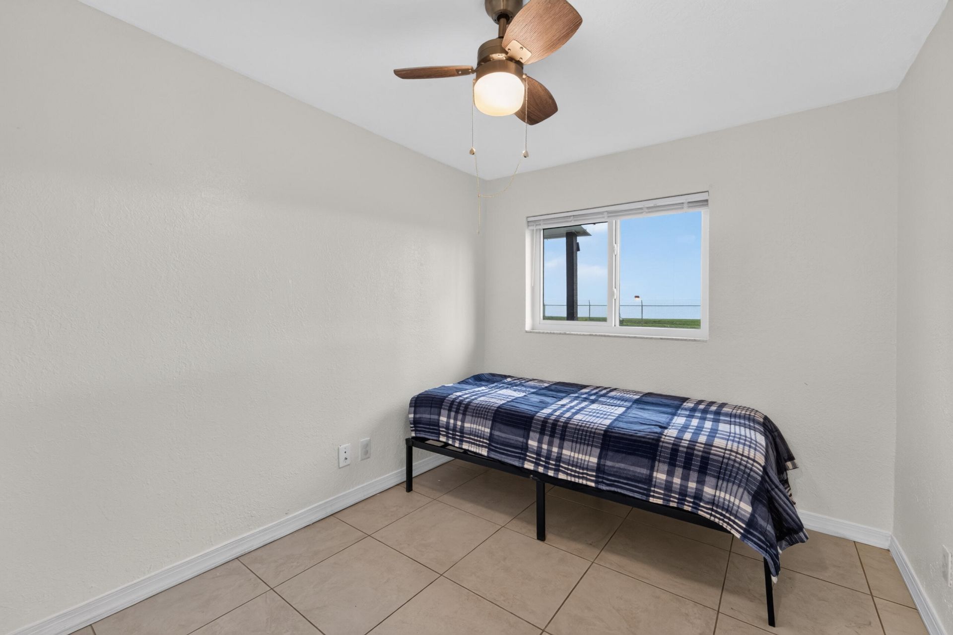 5900 Atlanta Street, Hollywood, FL 33021 Photo
