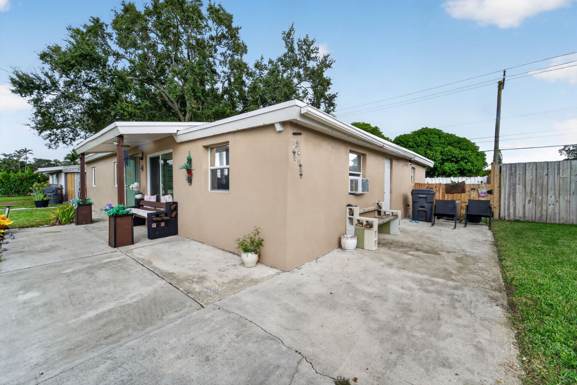 5900 Atlanta Street, Hollywood, FL 33021 Photo