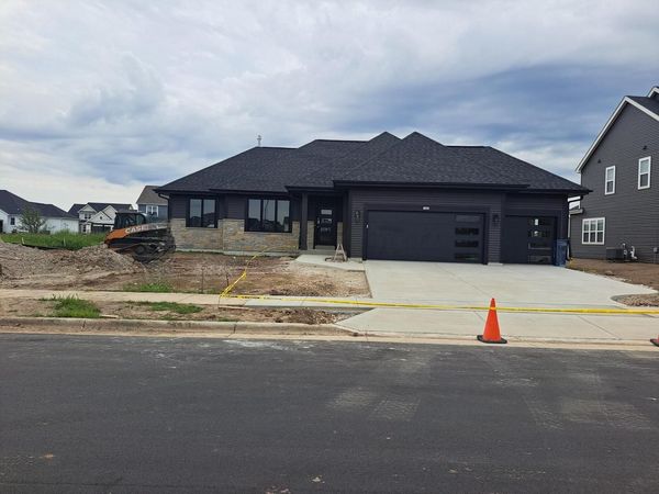 1283 Wild Rye LANE, Oconomowoc, WI 53066