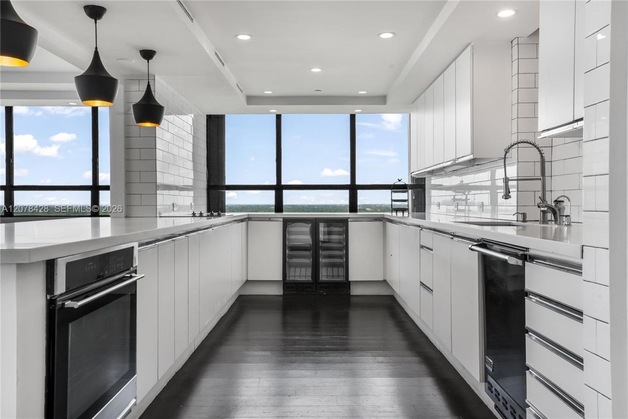 11113 Biscayne Blvd , Unit 1951, Miami, FL 33181 Photo