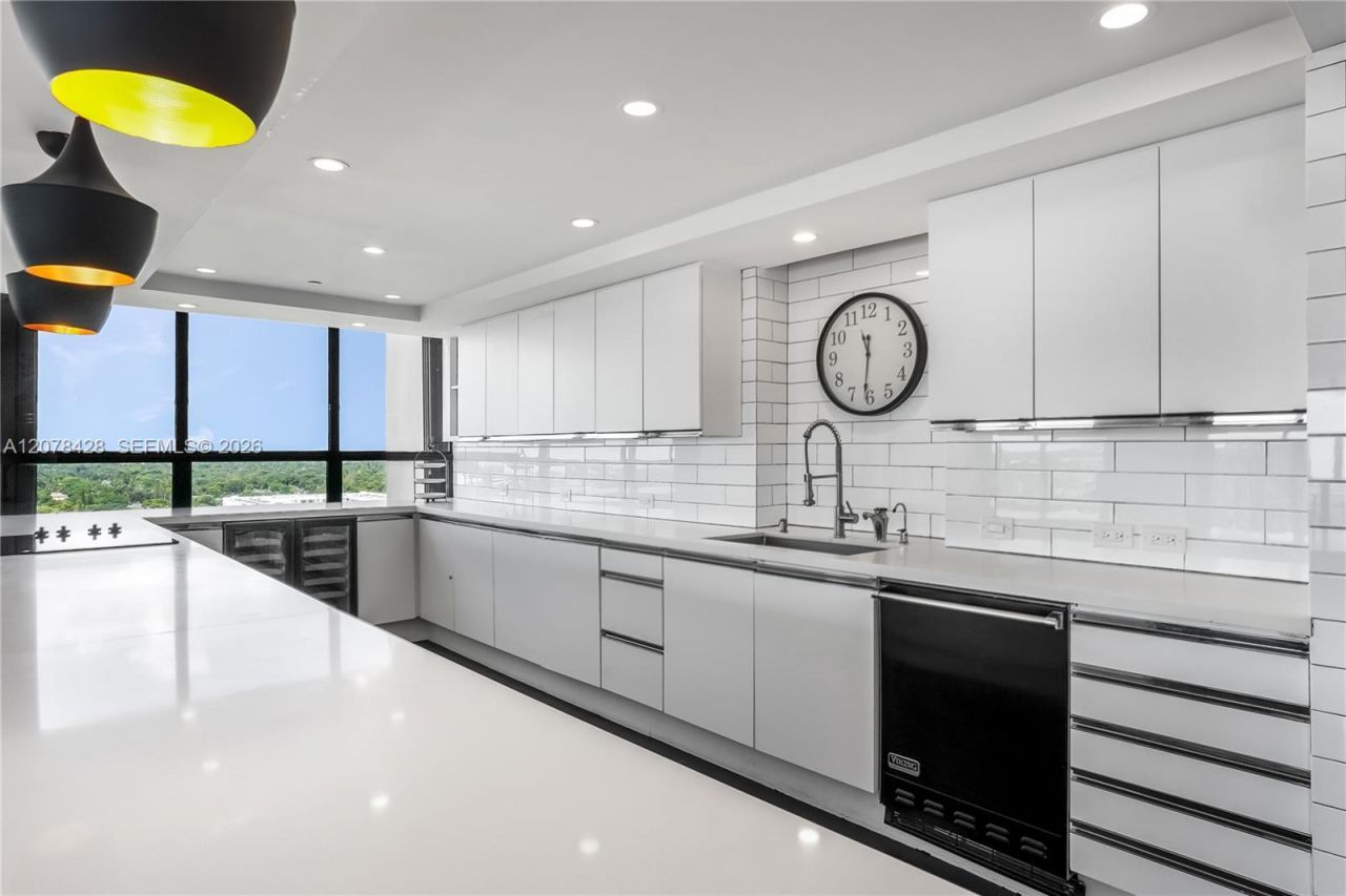 11113 Biscayne Blvd , Unit 1951, Miami, FL 33181 Photo