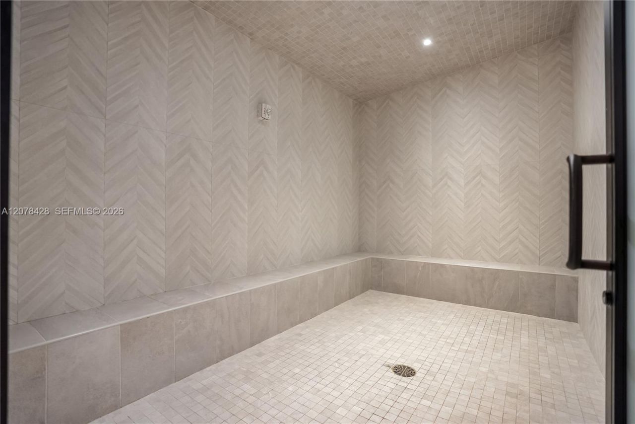 11113 Biscayne Blvd , Unit 1951, Miami, FL 33181 Photo