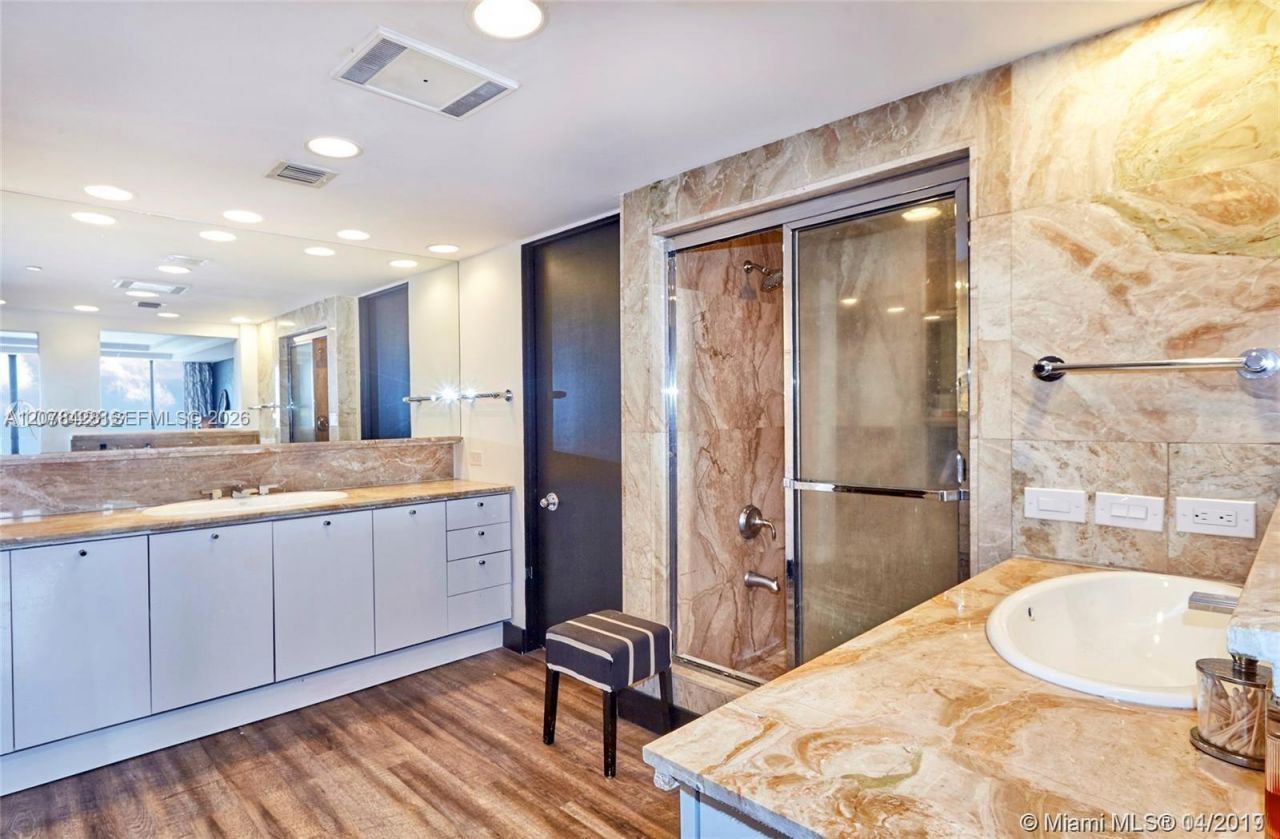 11113 Biscayne Blvd , Unit 1951, Miami, FL 33181 Photo