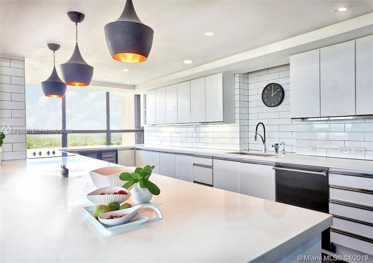 11113 Biscayne Blvd , Unit 1951, Miami, FL 33181 Photo