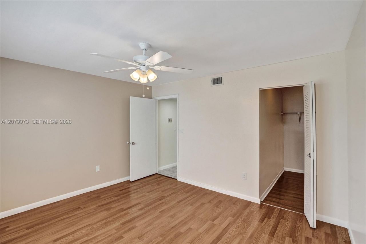 8660 SW 212th St , Unit 111, Cutler Bay, FL 33189 Photo