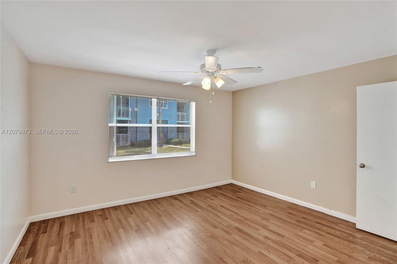 8660 SW 212th St , Unit 111, Cutler Bay, FL 33189 Photo