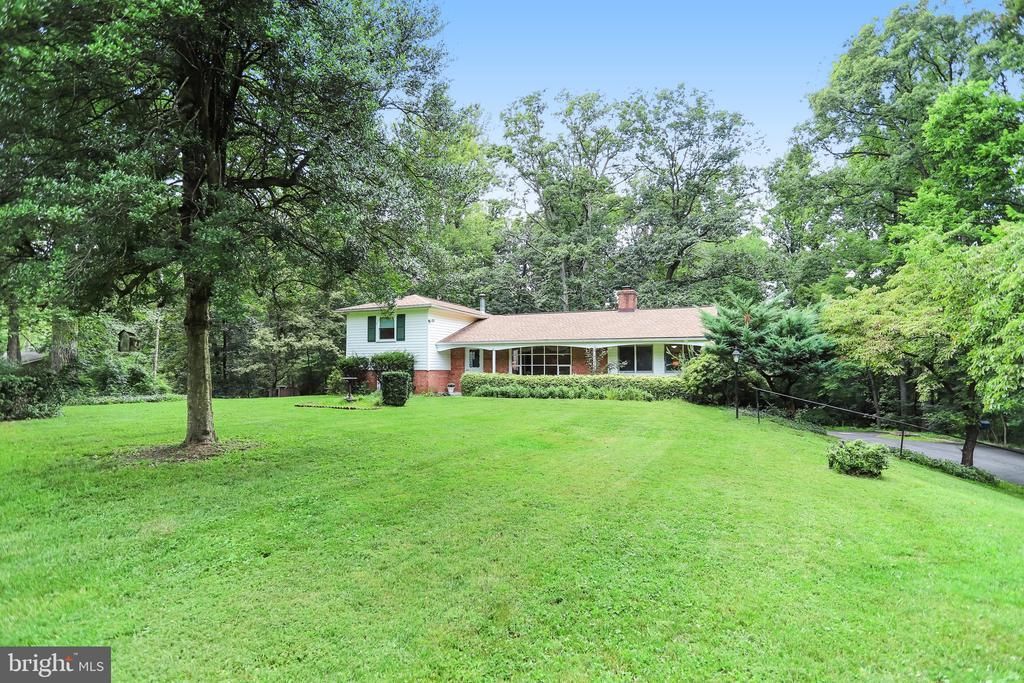 12830 Oxon Road, Herndon, VA 20171 Main Photo