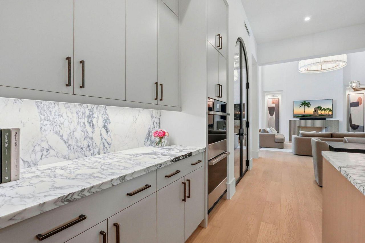 232 Linda Lane, West Palm Beach, FL 33405 Photo