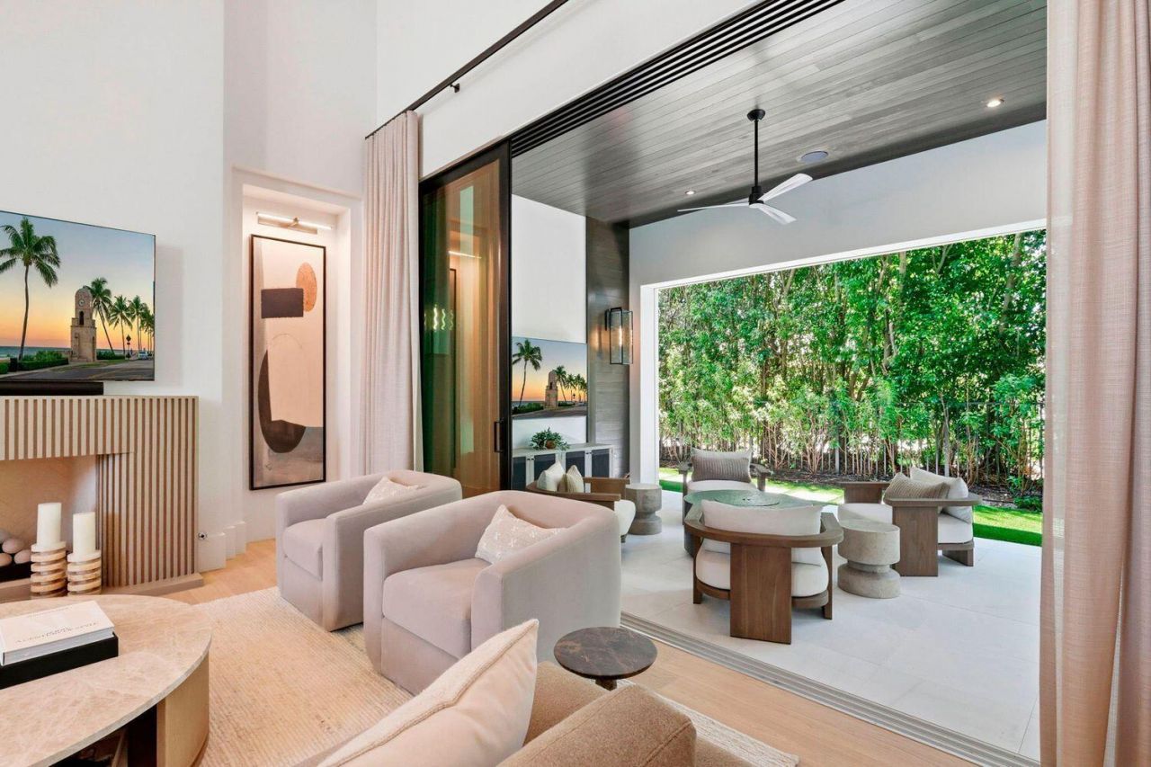 232 Linda Lane, West Palm Beach, FL 33405 Photo