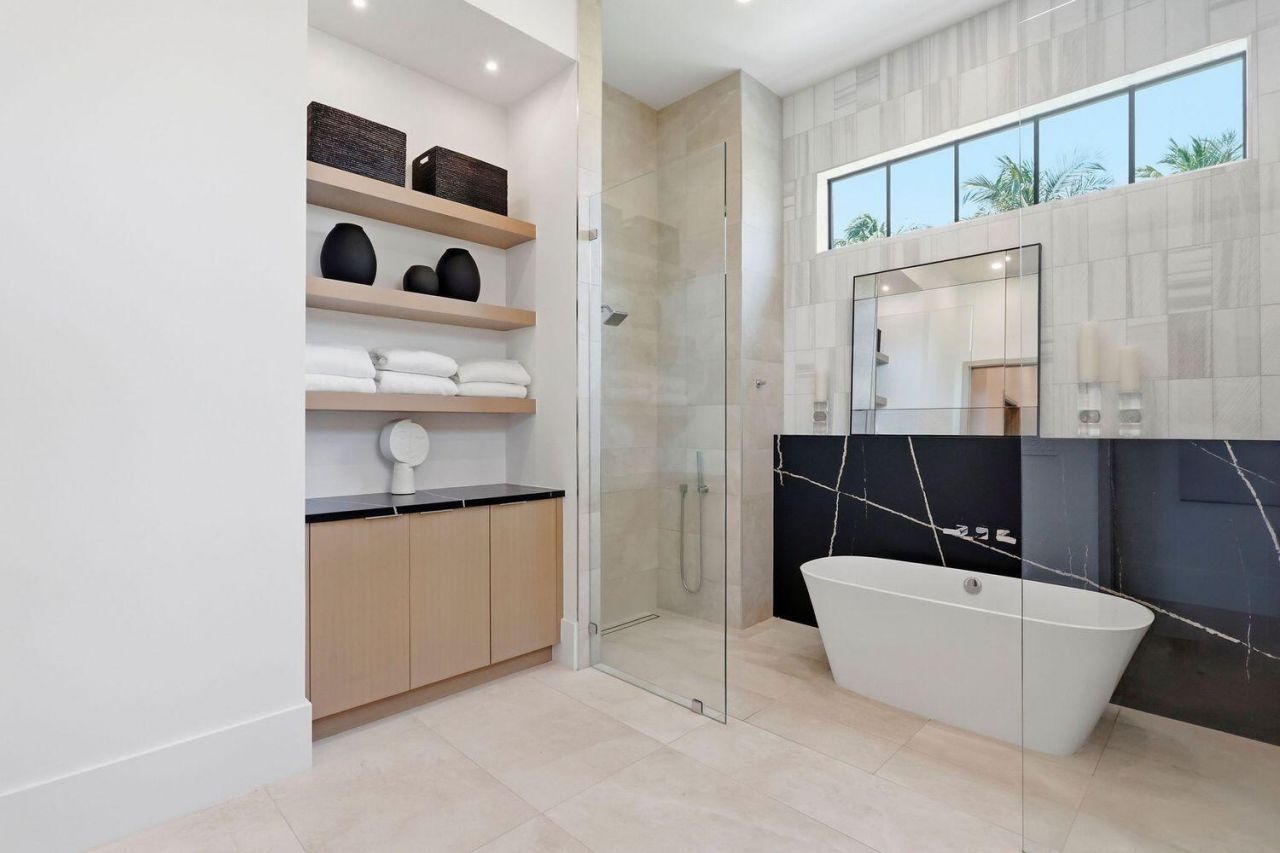 232 Linda Lane, West Palm Beach, FL 33405 Photo