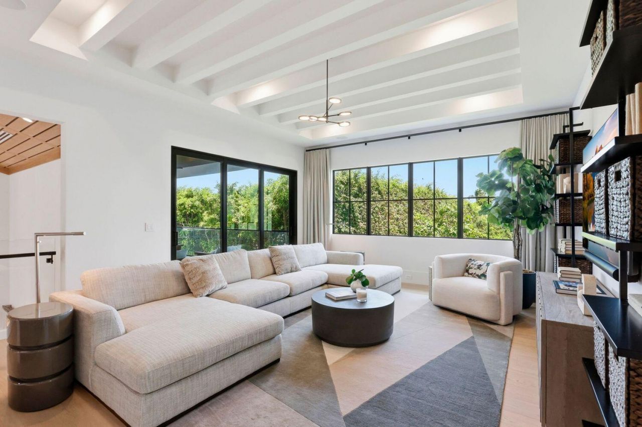 232 Linda Lane, West Palm Beach, FL 33405 Photo
