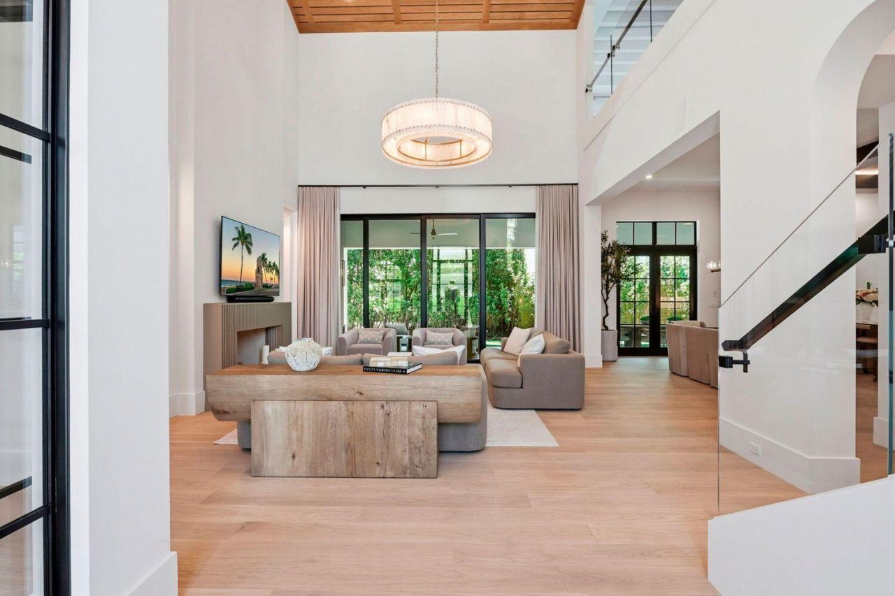 232 Linda Lane, West Palm Beach, FL 33405 Photo