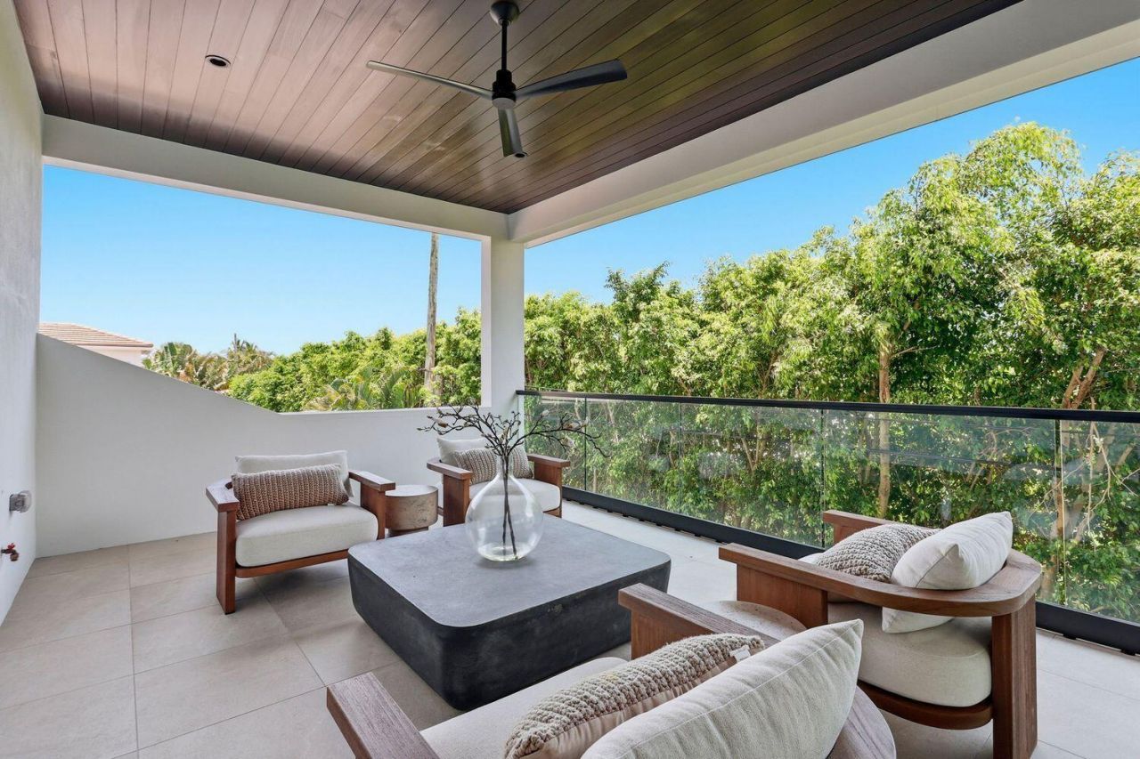 232 Linda Lane, West Palm Beach, FL 33405 Photo