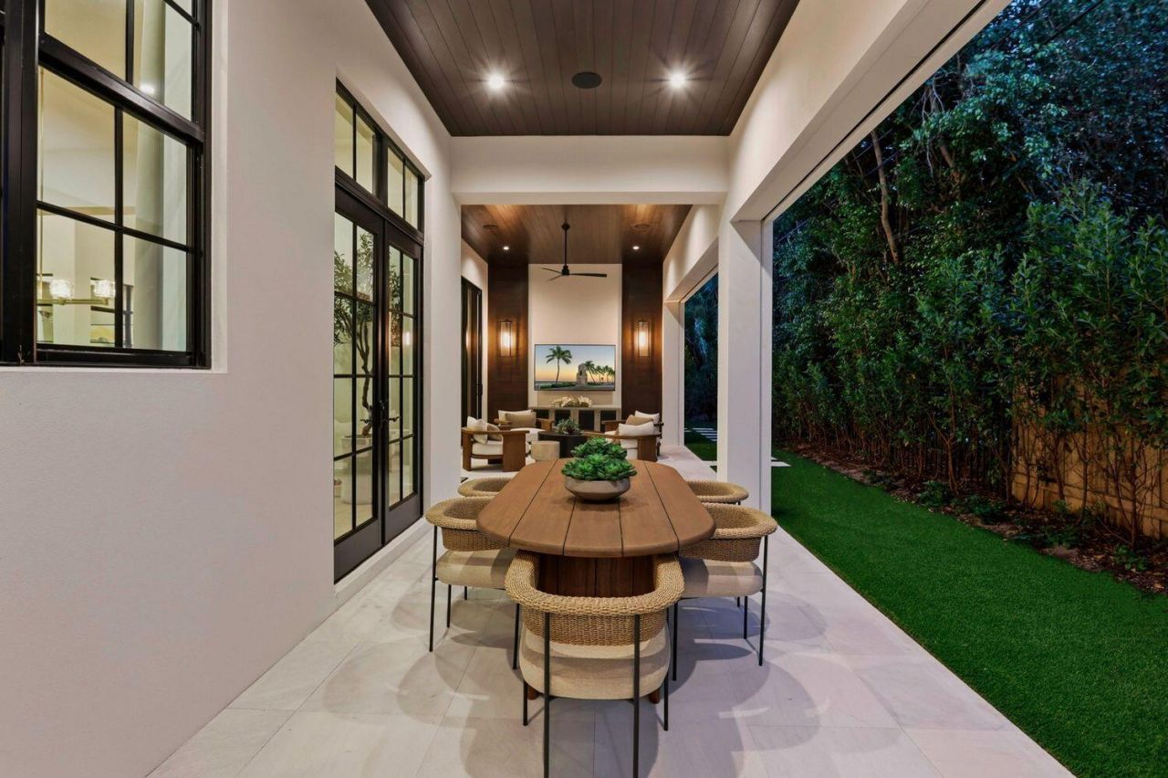 232 Linda Lane, West Palm Beach, FL 33405 Photo