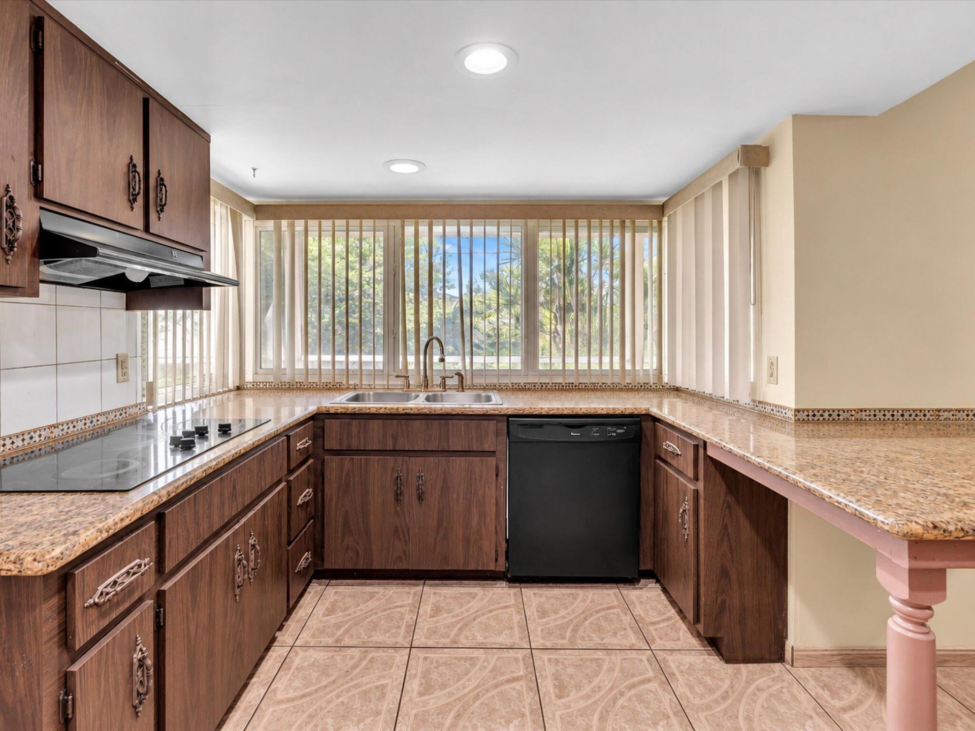 135 SW 7th Avenue, South Bay, FL 33493 Photo