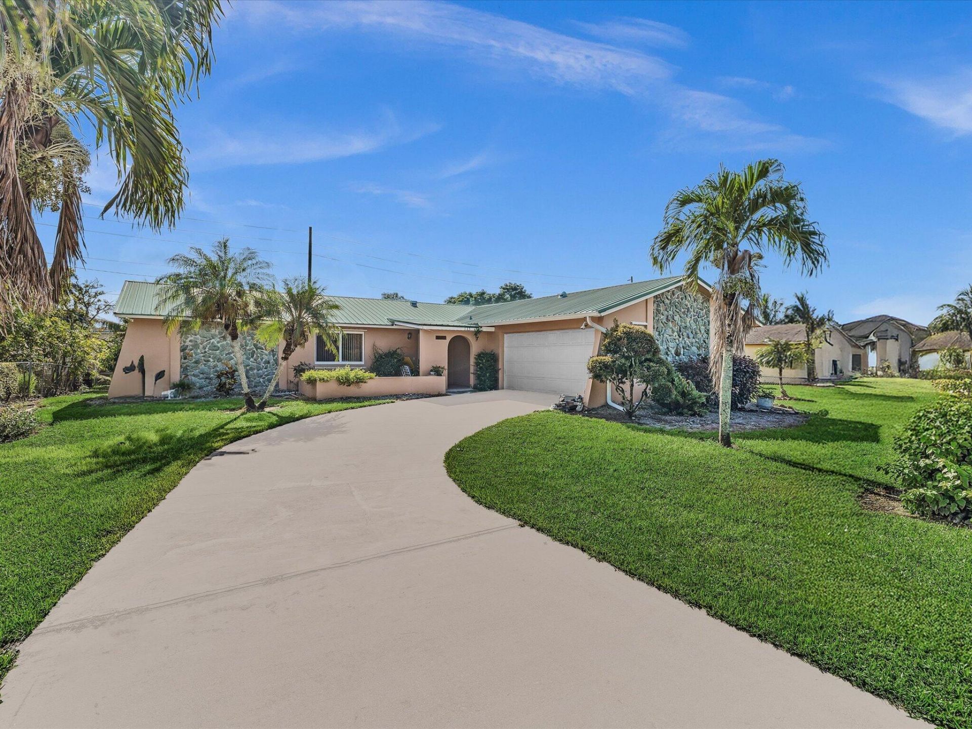 135 SW 7th Avenue, South Bay, FL 33493 Photo