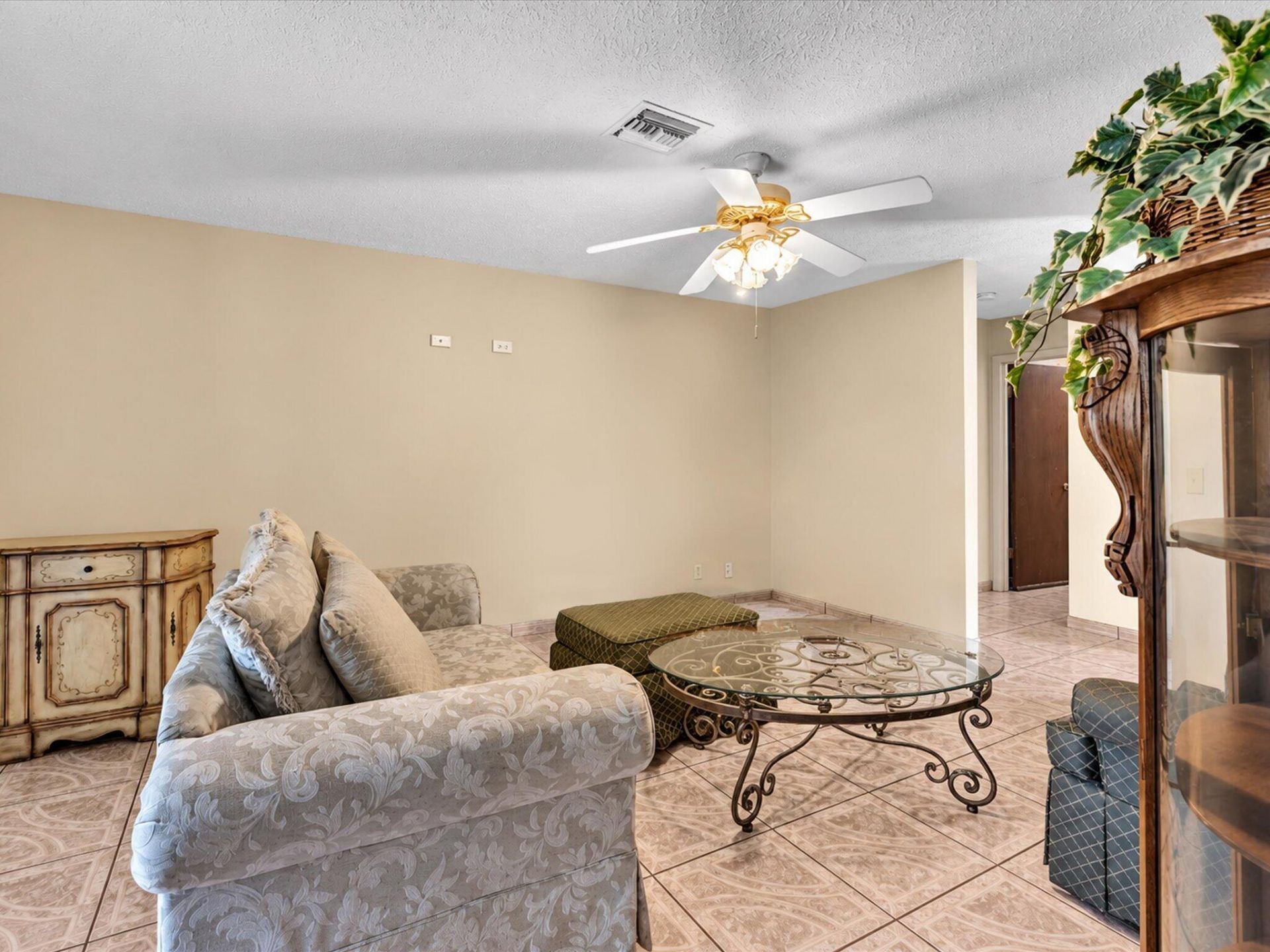 135 SW 7th Avenue, South Bay, FL 33493 Photo