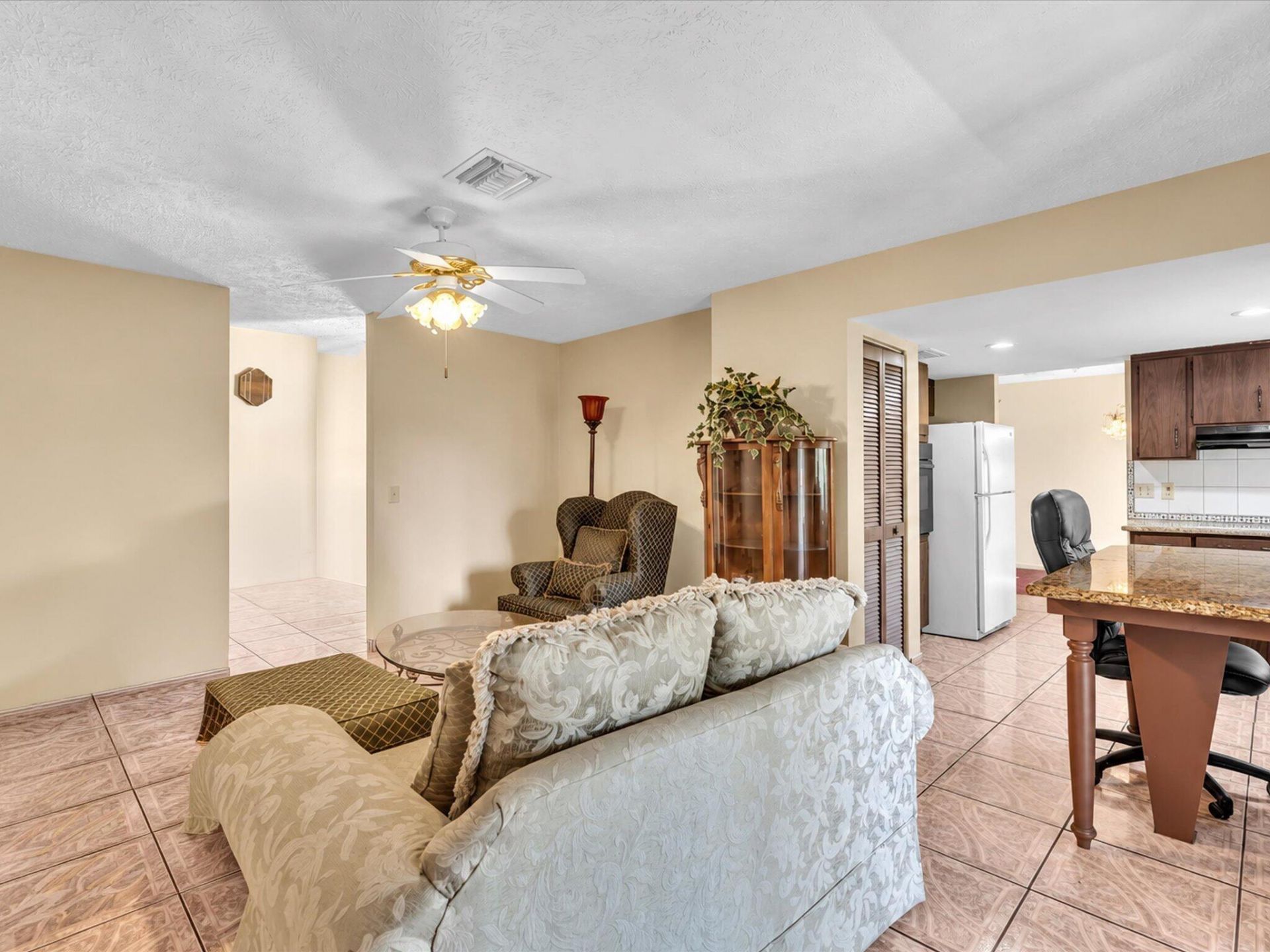 135 SW 7th Avenue, South Bay, FL 33493 Photo