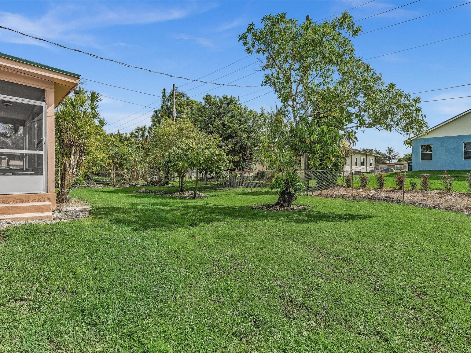 135 SW 7th Avenue, South Bay, FL 33493 Photo