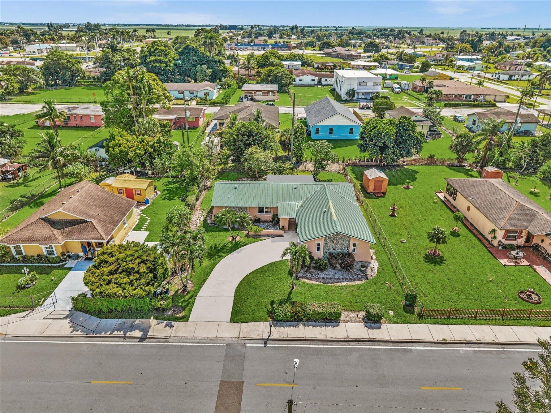 135 SW 7th Avenue, South Bay, FL 33493 Photo