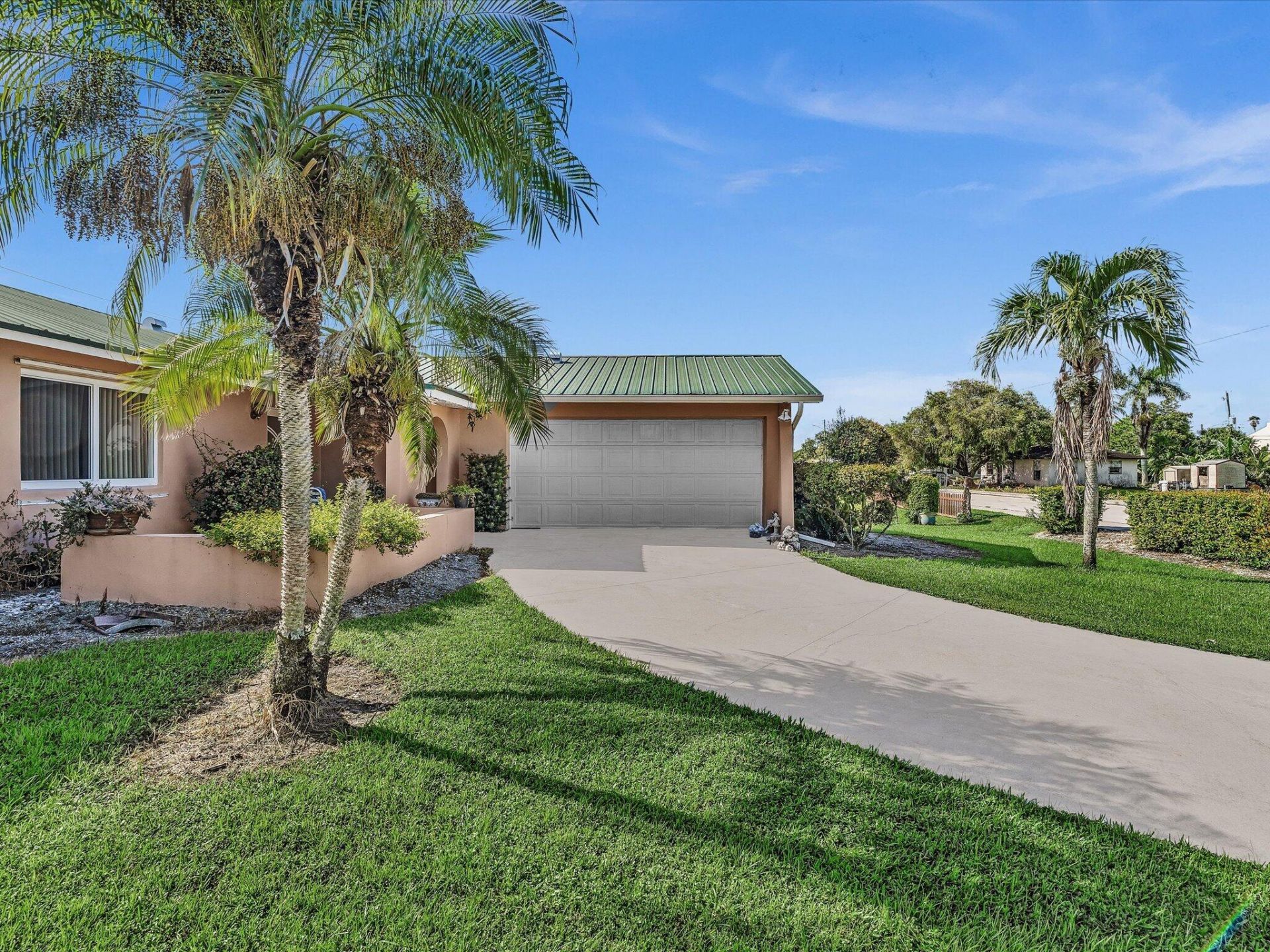 135 SW 7th Avenue, South Bay, FL 33493 Photo