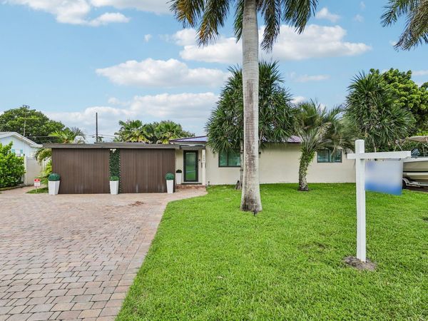 2601 NE 18TH Street, Pompano Beach, FL 33062