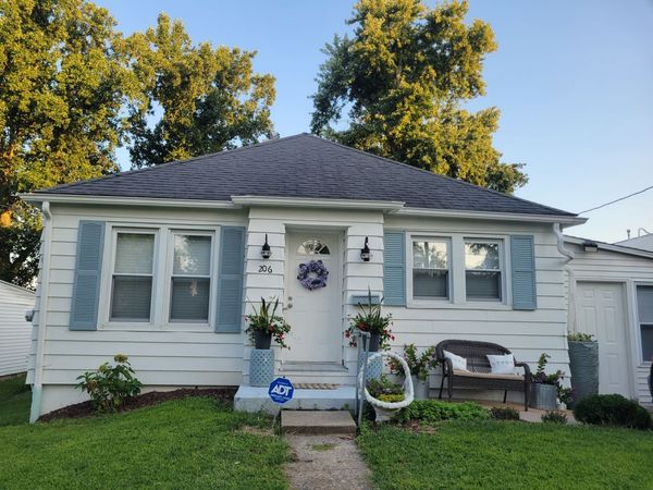 206 Freeman Street , Anna, IL 62906