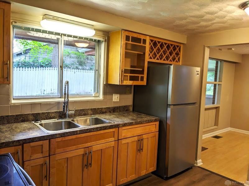 4673 Hedgewood Drive, Dayton, OH 45406 Photo 7
