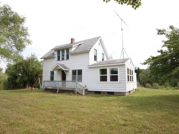 7132 N US-31 Highway, Ellsworth, MI 49729