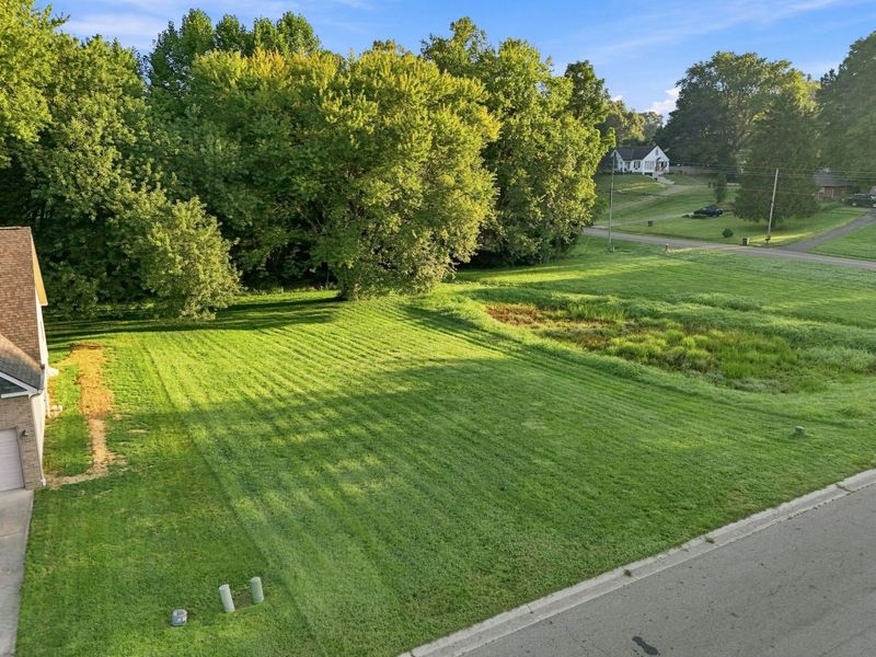 1 Bradford Drive, Chillicothe, OH 45601 Photo 2