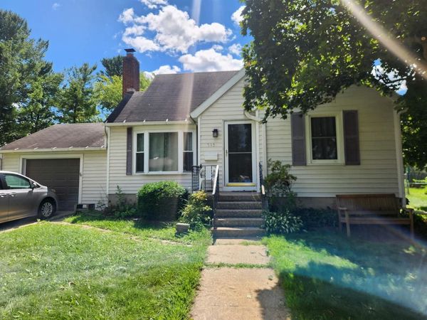 715 9th Avenue, Baraboo, WI 53913