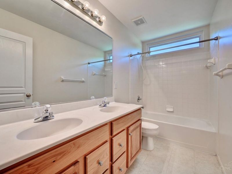 5925 Milburne Drive, Miami Township, OH 45150 Photo 22